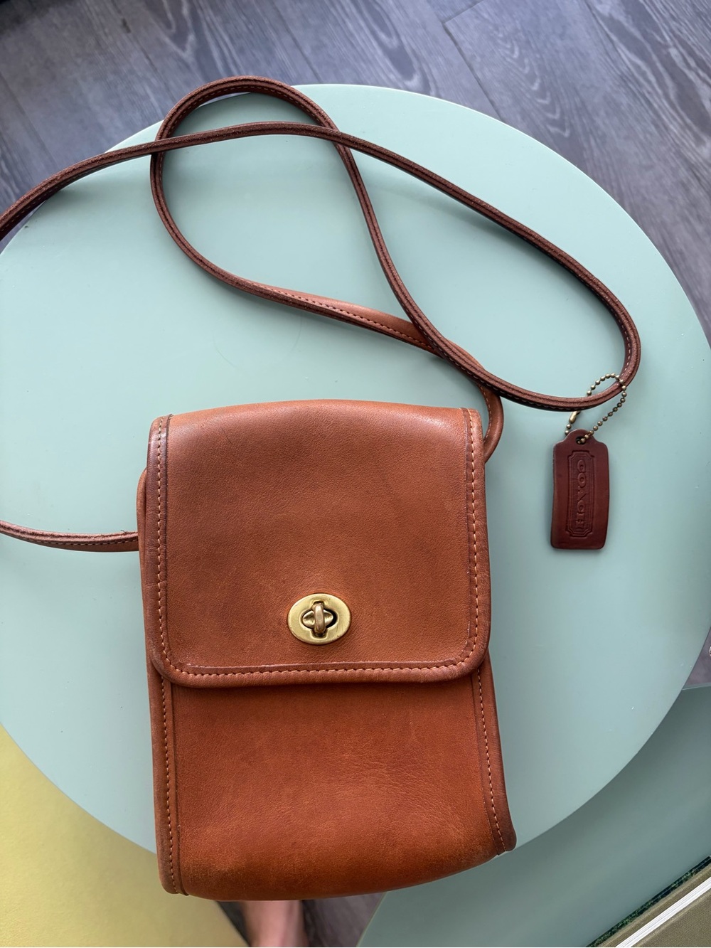 Vintage Coach Scooter Crossbody Bag Brown